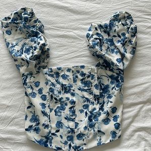 Blue and white floral corset puff shoulder top
